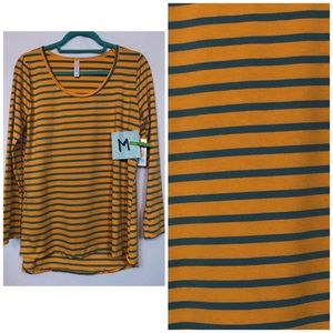 LulaRoe Lynnae Top Size Medium NWT